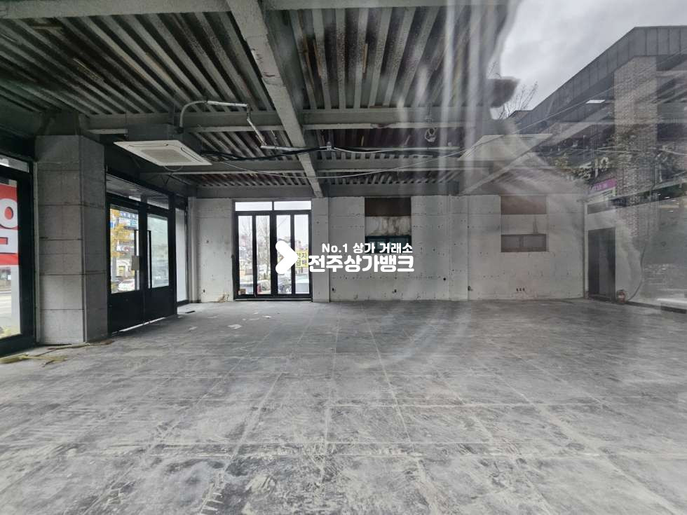 전북 전주완산구 중화산동2가 A 백제대로변/3면 폴딩도어 통창/노출, 개방감 확실/테라스 월세 매물번호 13393 사진 4