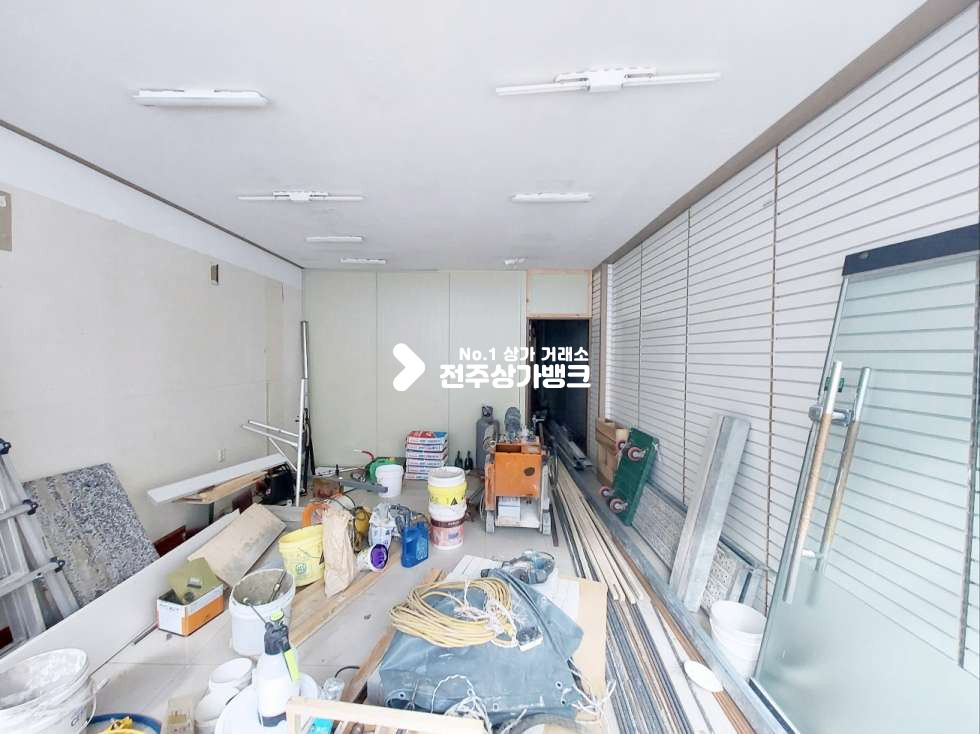 전북 전주완산구 효자동3가 KB♠서곡대로변.♠1층20평♠네일샵,공방, .미용실.휴대폰판매점.추천 월세 매물번호 13405 사진 1