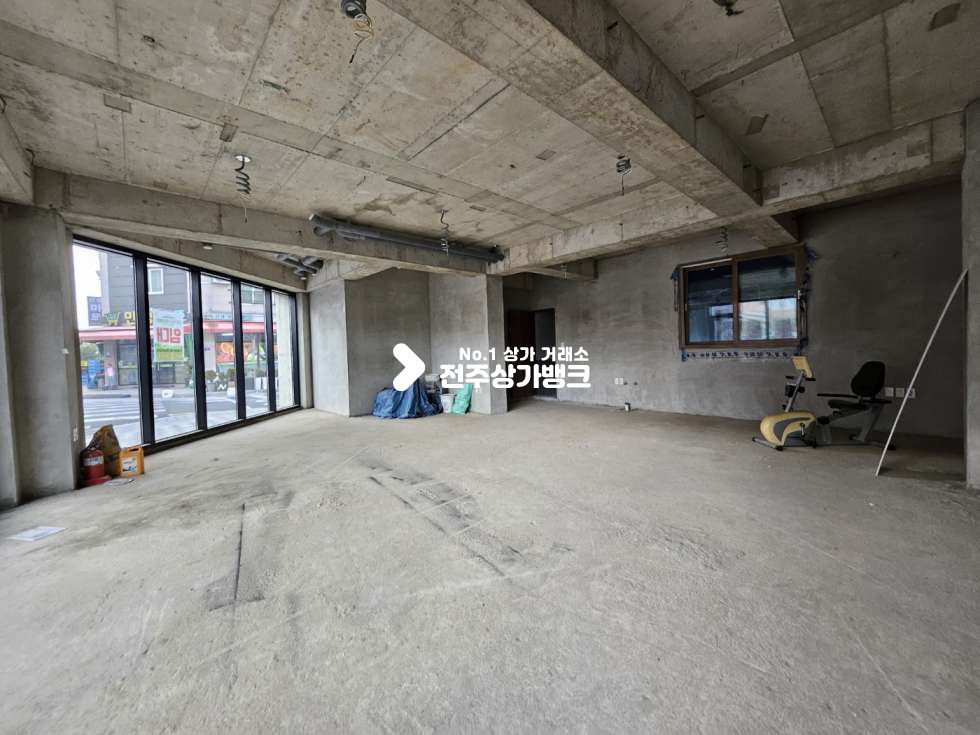 전북 전주덕진구 만성동 A 만성동 빌라촌/1층/코너위치/내부화장실/주차편리 월세 매물번호 13415 사진 3