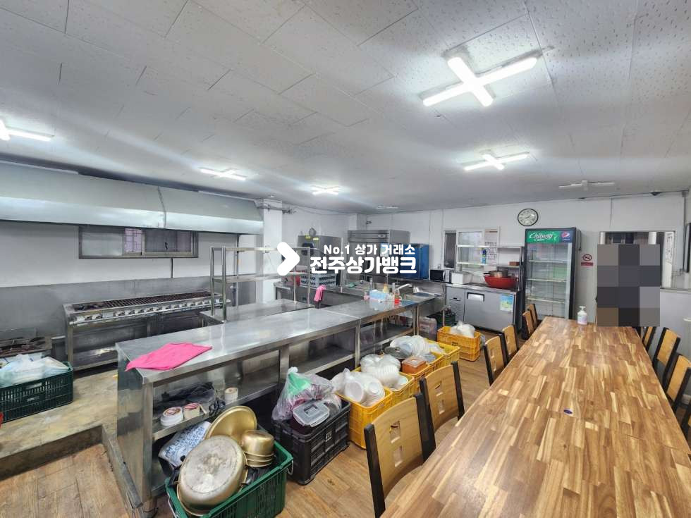 전북 전주덕진구 인후동1가 JY 저렴한 월세 40평형 넒은 식당 자리 임대 협의입주 가능합니다. 월세 매물번호 13424 사진 3