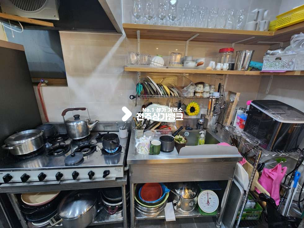 전북 전주완산구 효자동2가 JY 인테리어 잘되어있는 찻집 양도 양수 일반음식점으로도 이용가능 업종변경가능 ! 협의입주가능합니다. 월세 매물번호 13427 사진 14