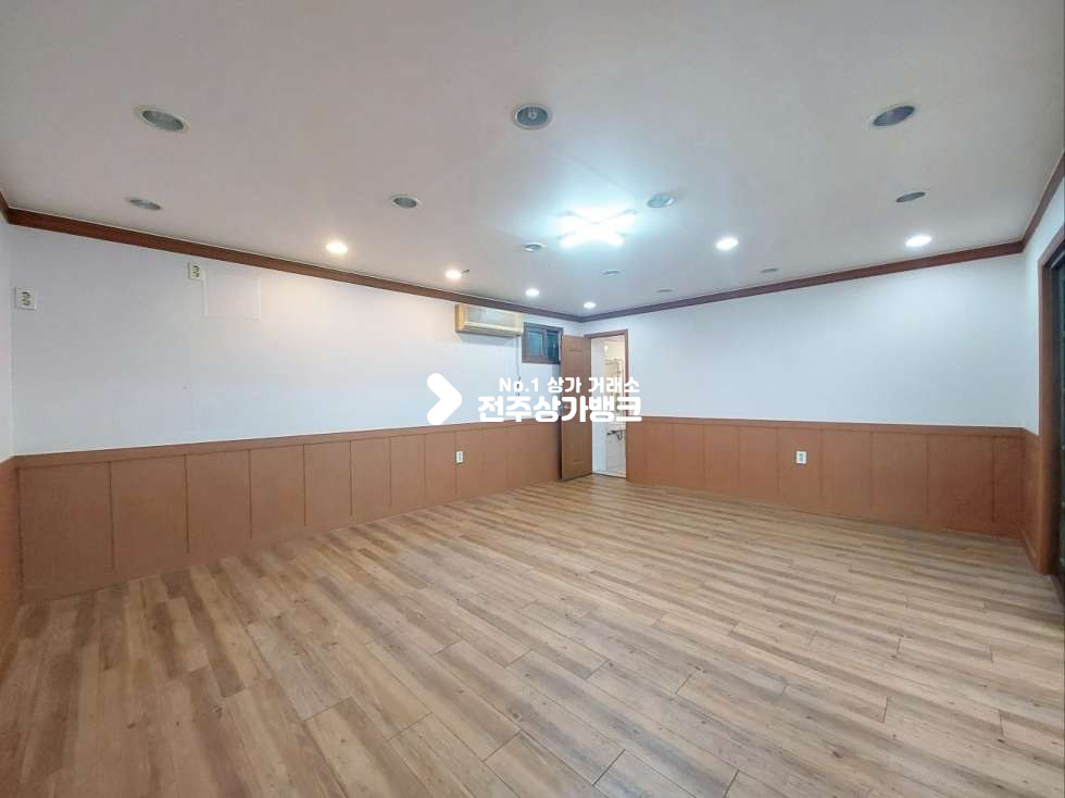 전북 전주덕진구 인후동2가 KB♠인후동넓은평수!저렴한월세♠1층30평♠음식점.사무실 추천 월세 매물번호 13442 사진 8