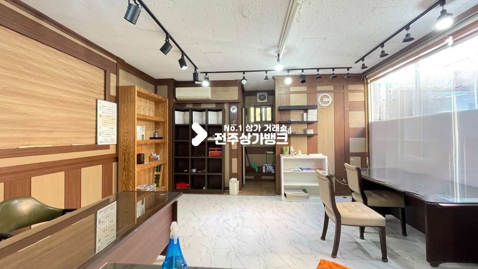 전북 전주덕진구 우아동2가 JH✅ 우아동 ✅ 10평✅개인사무실✅적극추천상가✅탕비실,화장실있음~ 월세 매물번호 13444 사진 2