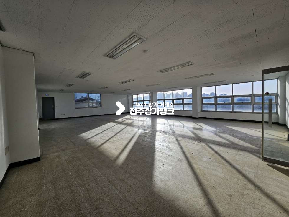 전북 전주완산구 효자동2가 신시가지 아파트상권//학원 적합// 엘리베이터//베란다 월세 매물번호 13467 사진 1