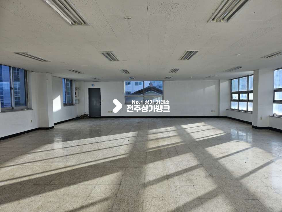 전북 전주완산구 효자동2가 신시가지 아파트상권//학원 적합// 엘리베이터//베란다 월세 매물번호 13467 사진 5
