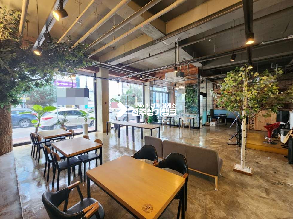 전북 전주완산구 효자동2가 JY 무권리금 시설 잘되어있으며 가맥,선술집,카페 강력 추천 56평형 즉시입주가능 월세 매물번호 13542 사진 1