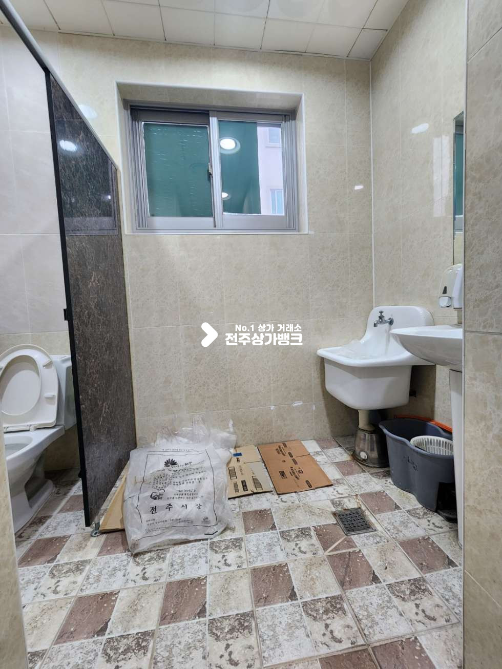 전북 전주완산구 효자동2가 JY 무권리금 시설 잘되어있으며 가맥,선술집,카페 강력 추천 56평형 즉시입주가능 월세 매물번호 13542 사진 18