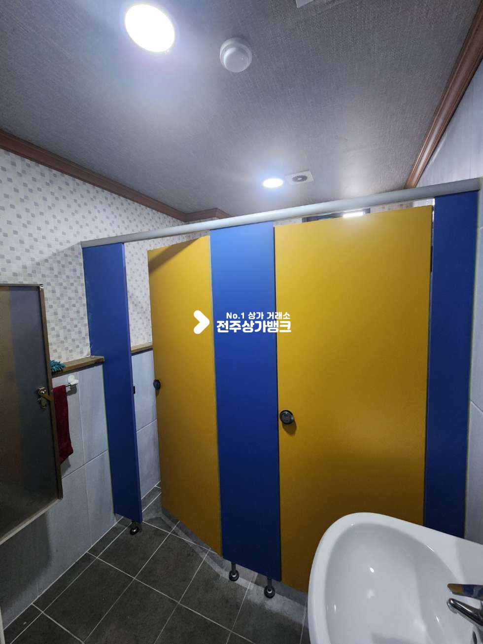 전북 전주덕진구 금암동 JY 금암동 넒은 평수대 저렴한 가격 사무실&교회등 다가능 협의입주가능합니다. 월세 매물번호 13544 사진 10