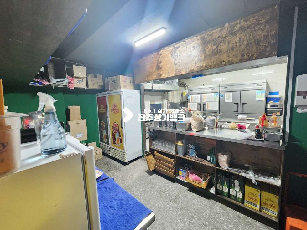 전북 전주완산구 서신동 JY 서신동 먹자골목 메인거리 양도양수&자유업종 가능 권리금도 협의가능합니다. 월세 매물번호 13558 사진 9