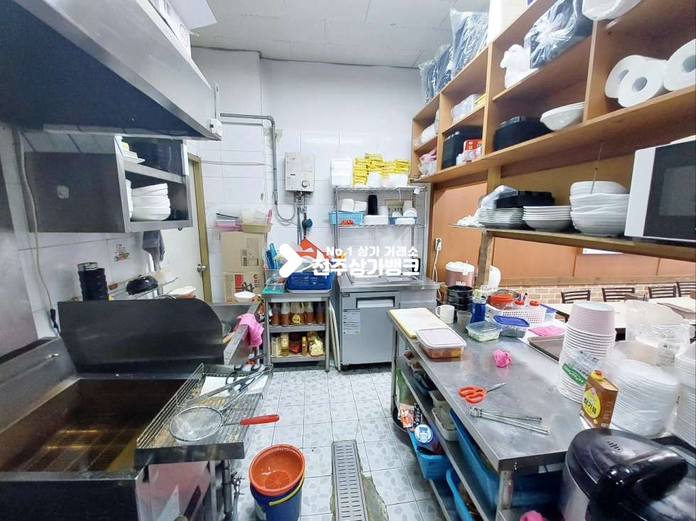 전북 전주덕진구 덕진동2가 KB♠하가지구.아파트상권.우리가아는그김밥집♠1층15평♠바로영업가능 시설비300 월세 매물번호 13574 사진 6