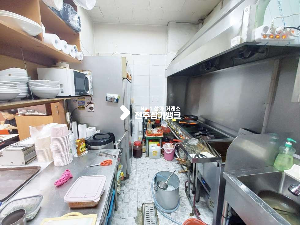 전북 전주덕진구 덕진동2가 KB♠하가지구.아파트상권.우리가아는그김밥집♠1층15평♠바로영업가능 시설비300 월세 매물번호 13574 사진 7