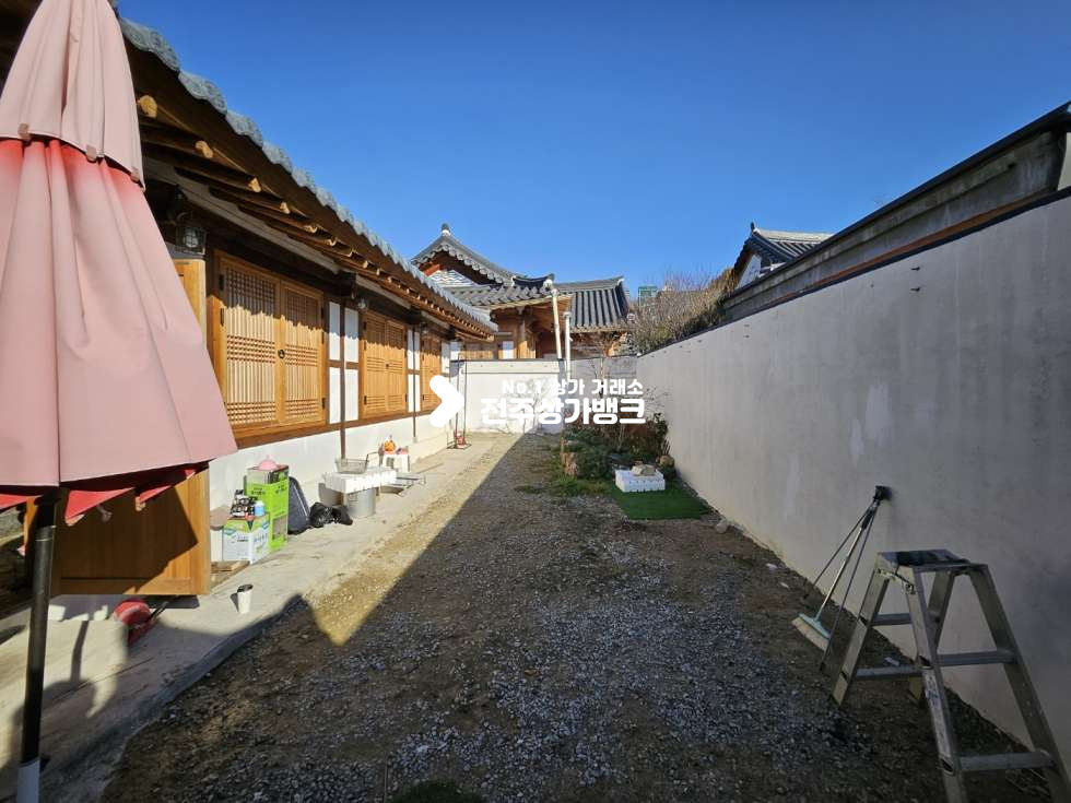 전북 전주완산구 풍남동3가 A한옥마을 센터상권/리모델링/휴게음식가능/마당포함 월세 매물번호 13327 사진 2