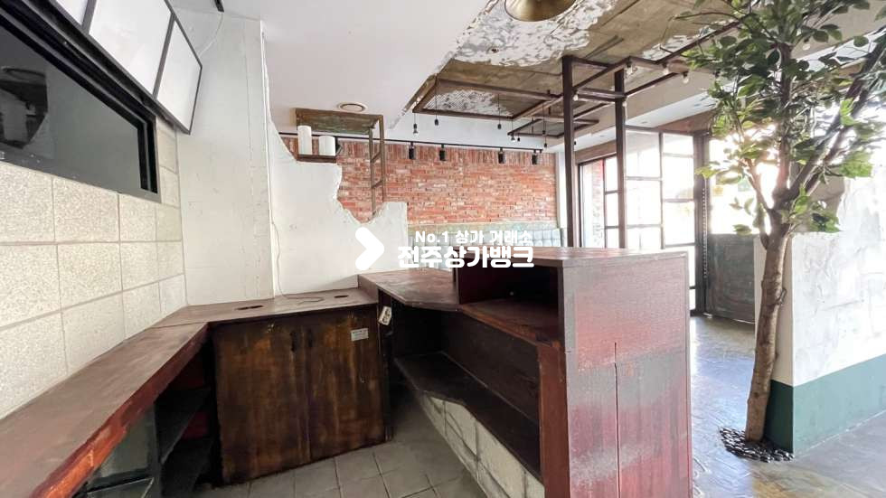 전북 전주완산구 중화산동2가 JH ✧✧위치좋은✧✧대로변 모서리✧✧자유업종가능✧✧10평씩분할✧✧가격절충가✧✧ 월세 매물번호 13378 사진 16