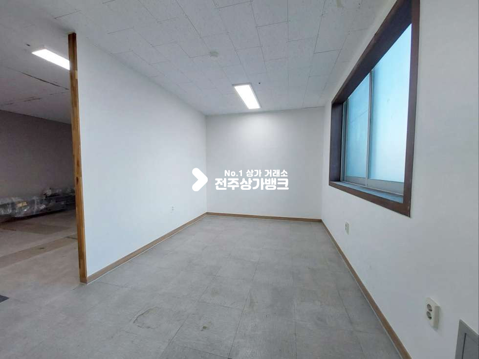 전북 전주완산구 중화산동2가 KB♠중화산동.메인상가♠3층75평♠사무실 학원 헬스장 추천 월세 매물번호 13604 사진 8