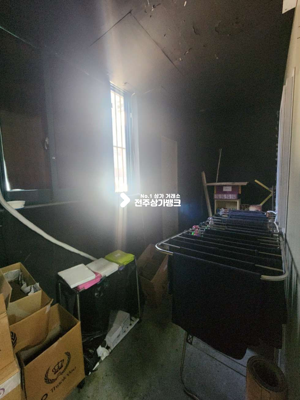 전북 전주완산구 효자동3가 JY 시설 잘되어있는 염색방 양도양수 가격협의 가능 내부 사용가능한 룸 1곳있음 월세 매물번호 13640 사진 12