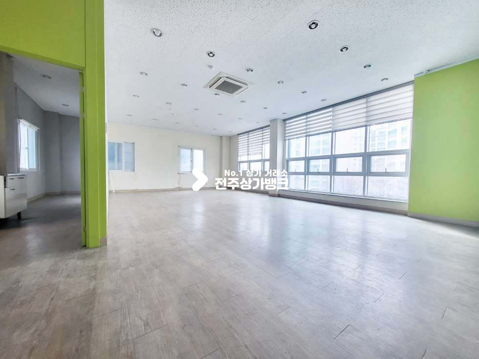 전북 전주덕진구 덕진동2가 ★하가지구 깔끔깨끗한 사무실자리로 모십니다!!★ 월세 매물번호 12602 사진 1