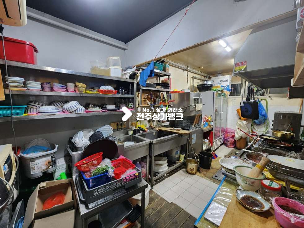 전북 전주완산구 중화산동2가 JY 중화산동 먹자골목 음식점 양도양수 위치좋습니다. 월세 매물번호 13671 사진 11