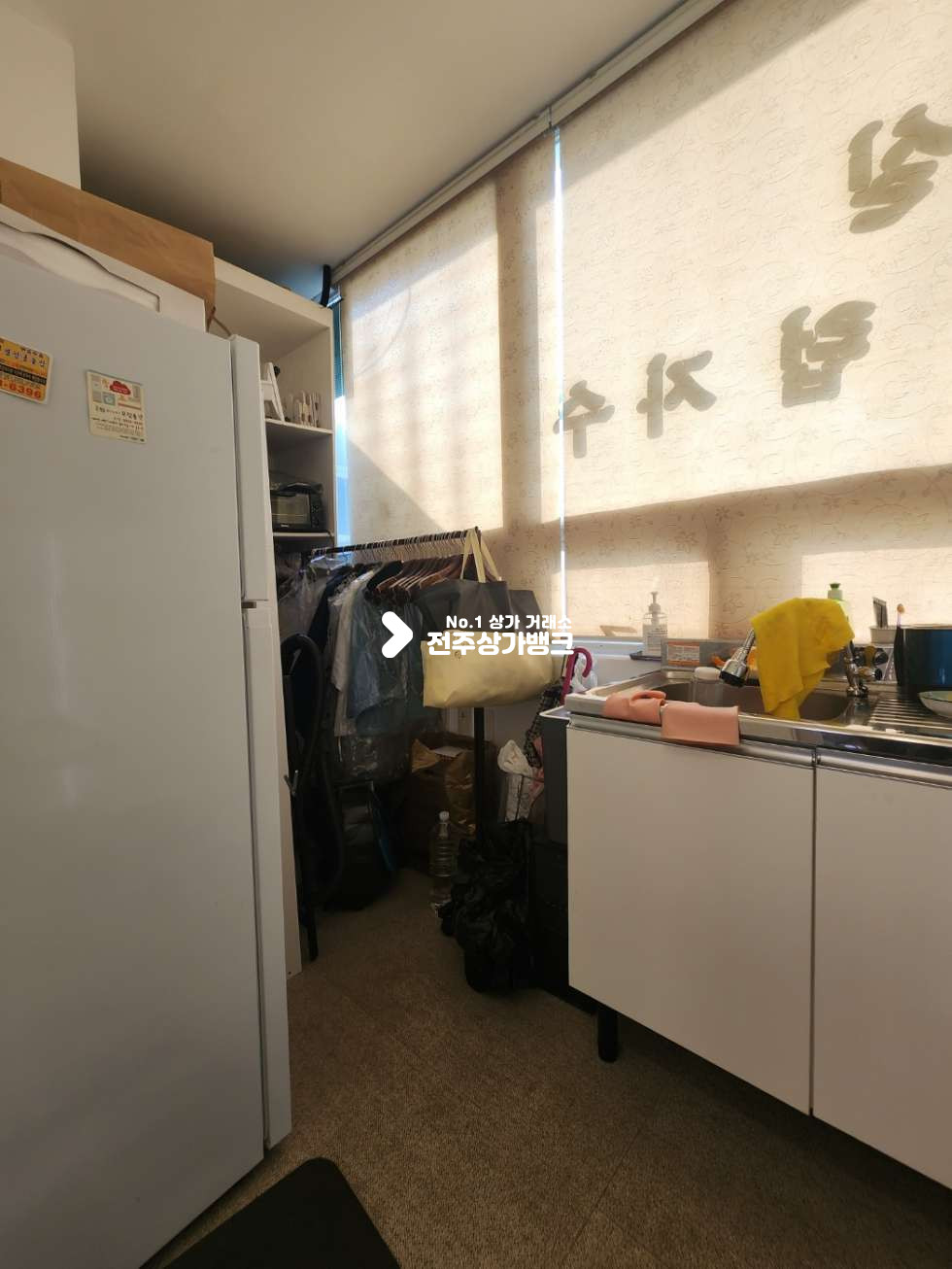 전북 전주완산구 중화산동2가 JY 11평형 옷가게 양도양수 다른업종으로 변경시 권리금 협의 가능 즉시입주 가능합니다. 월세 매물번호 13673 사진 6