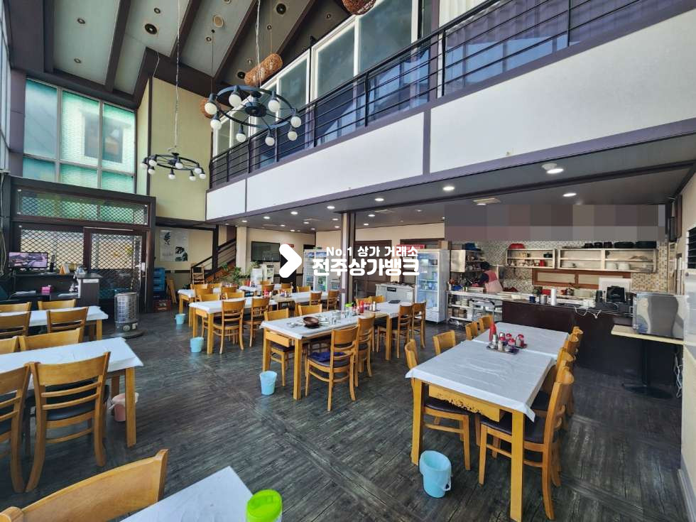 전북 전주완산구 서신동 JY 서신동먹자골목내위치 유동인구 많으며 독채로 사용가능한 음식점 양도양수 즉시 입주 가능합니다. 월세 매물번호 13674 사진 4