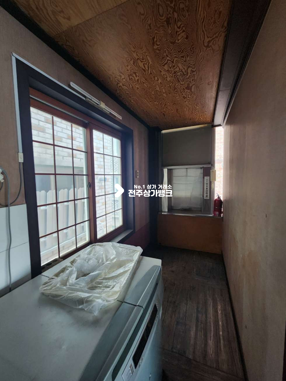 전북 전주완산구 서신동 JY 서신동먹자골목내위치 유동인구 많으며 독채로 사용가능한 음식점 양도양수 즉시 입주 가능합니다. 월세 매물번호 13674 사진 16