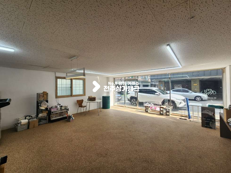 전북 전주완산구 효자동2가 JY 내부인테리어 깔끔하고 월세 저렴한 상가 즉시입주 가능합니다. 월세 매물번호 13677 사진 4