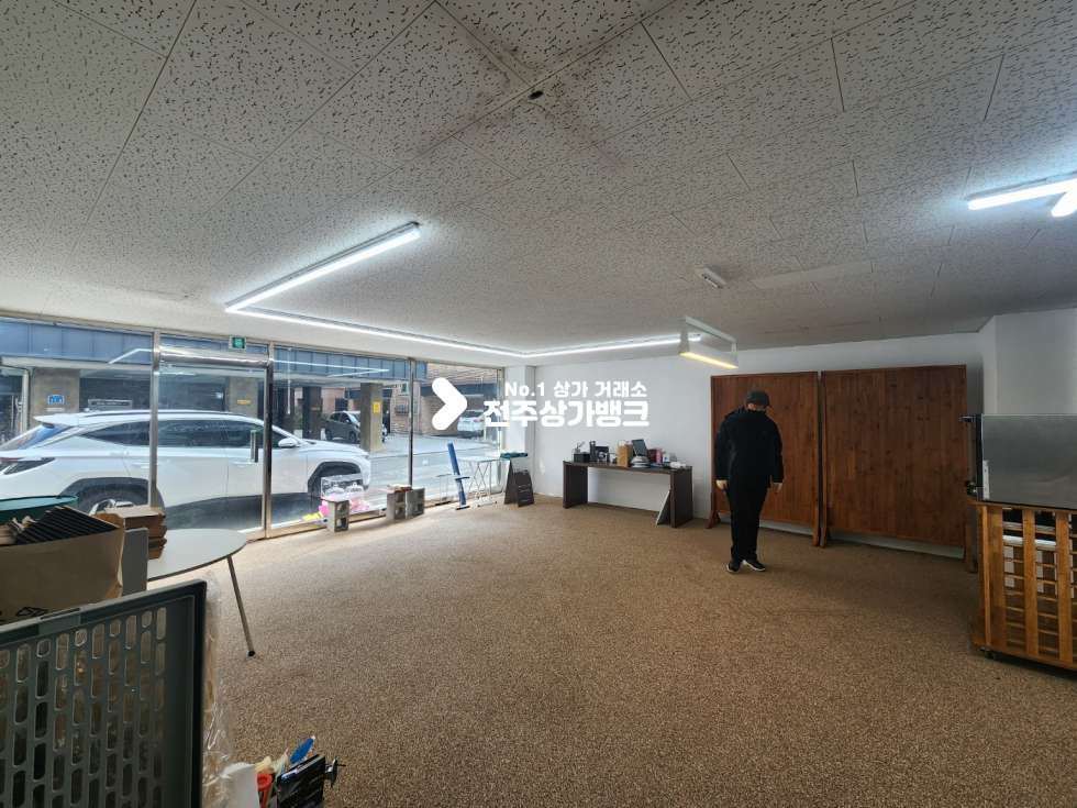 전북 전주완산구 효자동2가 JY 내부인테리어 깔끔하고 월세 저렴한 상가 즉시입주 가능합니다. 월세 매물번호 13677 사진 6