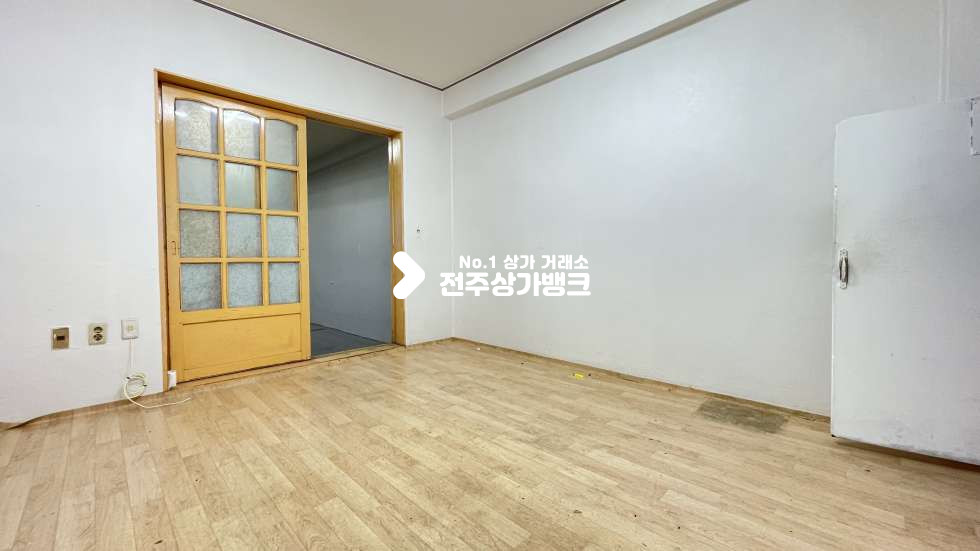 전북 전주완산구 효자동1가 JH✧✧ 효자동1가✧✧상산고인근✧✧저렴한상가✧✧사무실,창고✧✧적극추천✧✧ 월세 매물번호 13680 사진 5