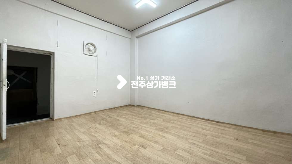전북 전주완산구 효자동1가 JH✧✧ 효자동1가✧✧상산고인근✧✧저렴한상가✧✧사무실,창고✧✧적극추천✧✧ 월세 매물번호 13680 사진 6