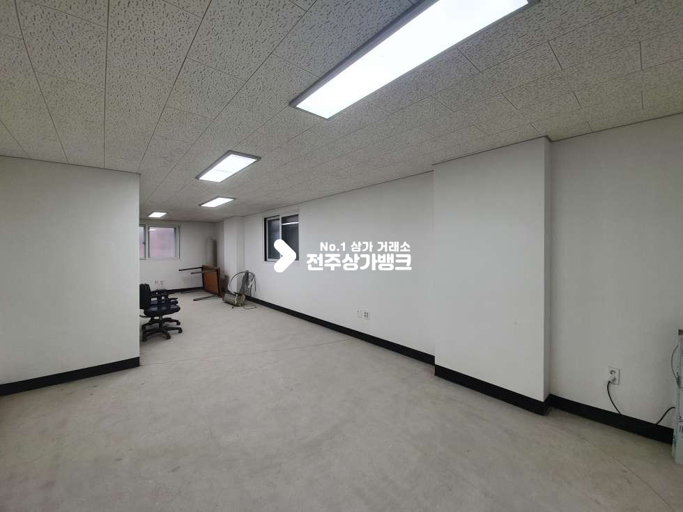 전북 전주완산구 중화산동2가 사무실로 쓰실분 추천드립니다 월세 매물번호 11069 사진 2