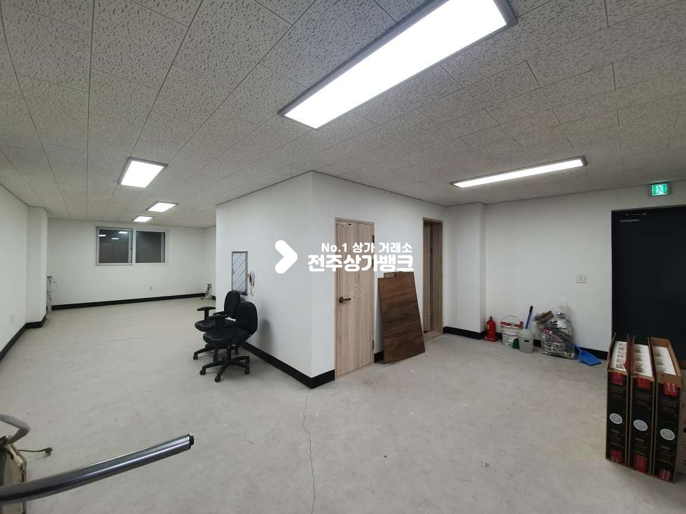 전북 전주완산구 중화산동2가 사무실로 쓰실분 추천드립니다 월세 매물번호 11069 사진 4