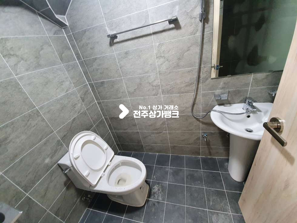 전북 전주완산구 중화산동2가 사무실로 쓰실분 추천드립니다 월세 매물번호 11069 사진 7