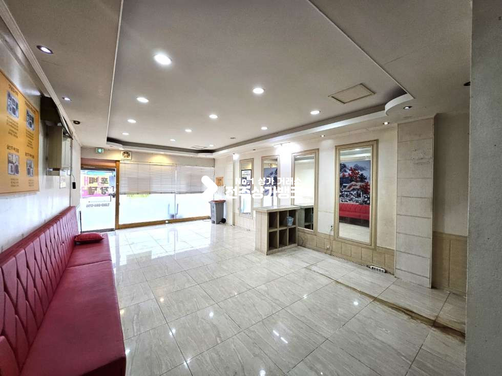 전북 전주덕진구 인후동1가 아중리 //전용주차1대//20평//주방설비//후드//내부화장실 월세 매물번호 13695 사진 3