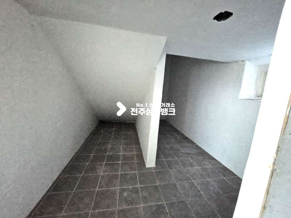 전북 전주덕진구 송천동1가 송천동 도로변 대형1층//대형주차장완비//공사기간 여유있게 가능 월세 매물번호 13614 사진 6
