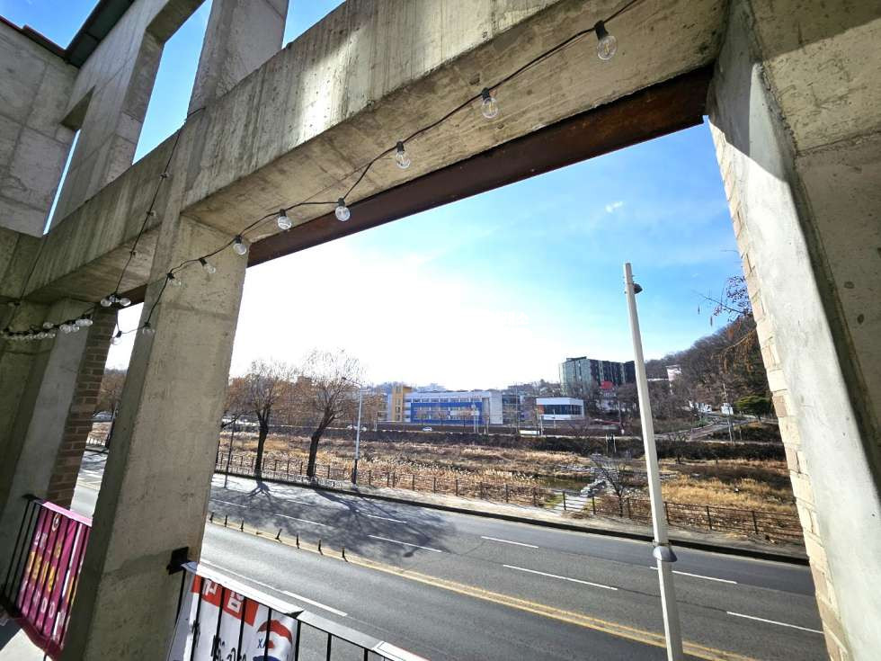 전북 전주완산구 다가동4가 천변 조망되는 아담한 신축 2층//테라스 추가공간 월세 매물번호 13610 사진 6