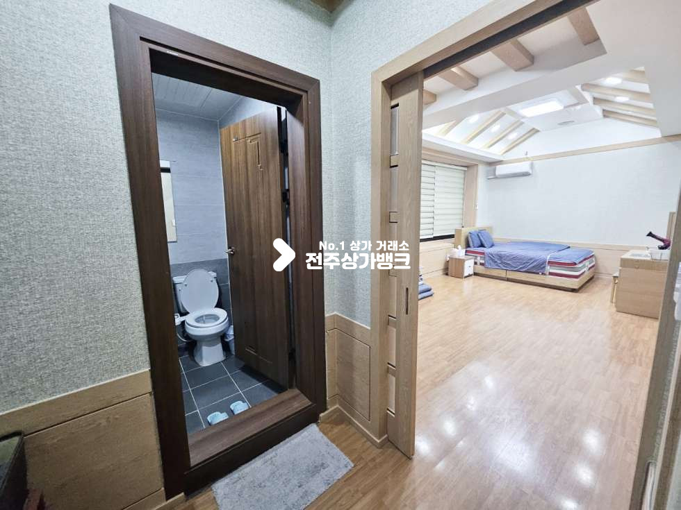 전북 전주덕진구 우아동1가 상태 최상 사무실//고급스러운 공용공간//에어컨//개인욕실 월세 매물번호 13490 사진 3