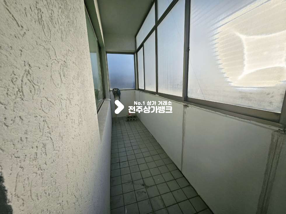 전북 전주덕진구 인후동1가 탁트인 4층//안골 먹자골목//47평에 깨끗한 상가 월세 매물번호 13486 사진 6