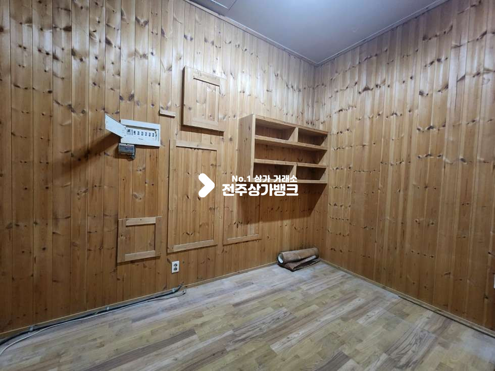 전북 전주덕진구 덕진동2가 덕진동 대로변 위치하여 광고효과 좋은 20평형 상가 임대 즉시입주 가능 월세 매물번호 13720 사진 4