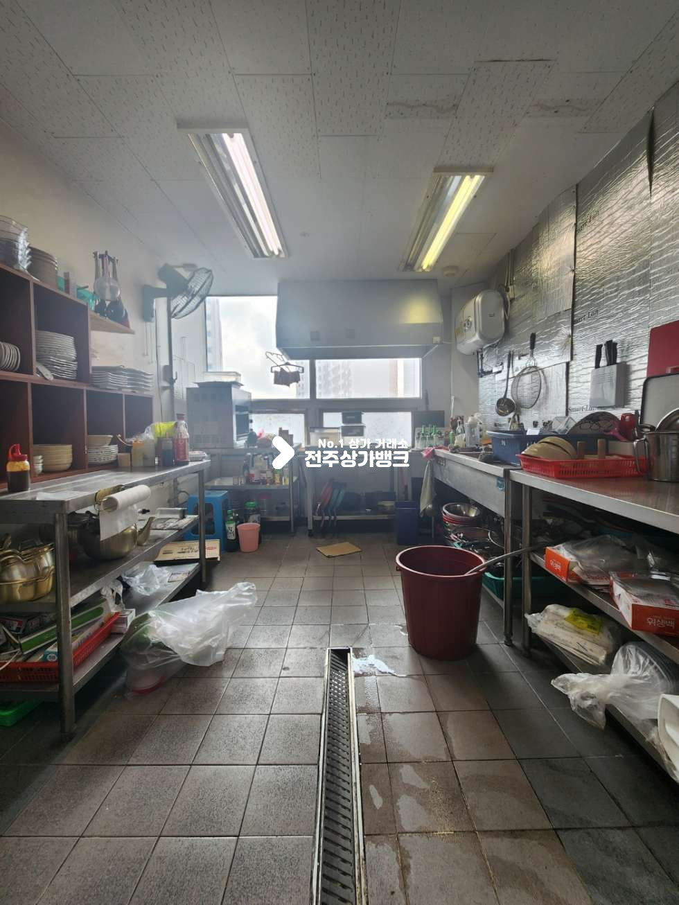 전북 전주덕진구 송천동1가 송천동 40평형 무권리금 3층 음식점 상가 도시가스 사용 가능 평수대비 임대로매우저렴!! 월세 매물번호 13722 사진 8