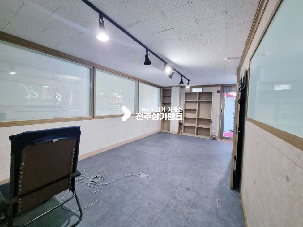 전북 전주완산구 효자동3가 효자동3가 기전여고 인근 사무실,뷰티샵으로 강력추천!! 월세 매물번호 13711 사진 3