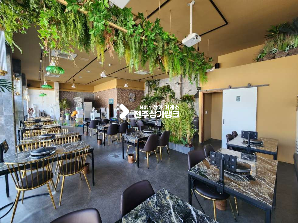 전북 전주완산구 다가동4가 객리단길 88평형 넒은 식당 상가 양도양수 내부인테리어 , 컨디션 최고 ! 권리금 협의가능 월세 매물번호 13732 사진 3