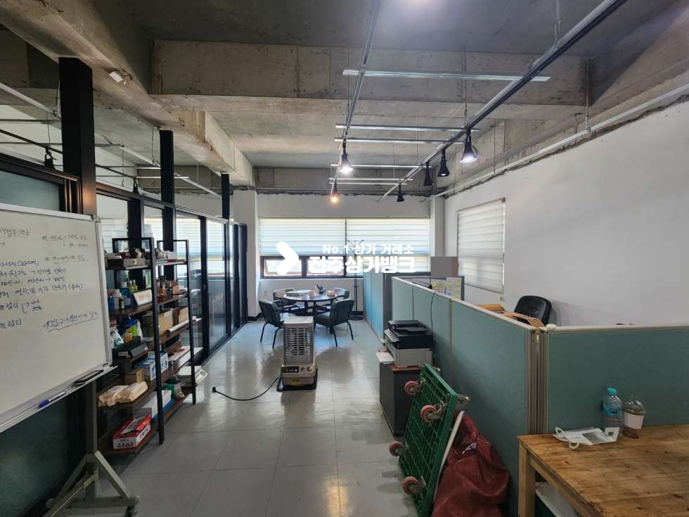 전북 전주완산구 효자동3가 효자동3가 20평형 인테리어 깔끔& 유리파티션으로 공간분리된 사용하시기 좋은 사무실 임대 월세 매물번호 13733 사진 2