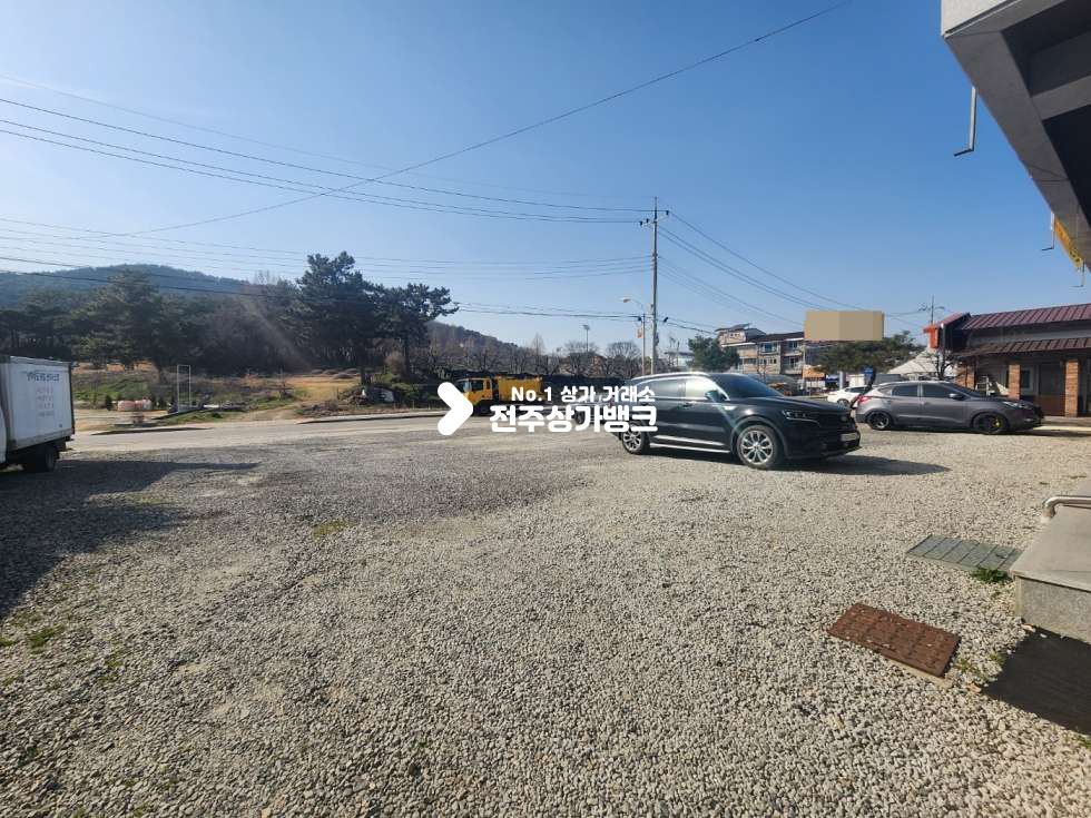 전북 전주완산구 삼천동2가 삼천동2가 55평형 음식점 자리 넒은 주차공간 즉시입주 가능합니다 월세 매물번호 13763 사진 1