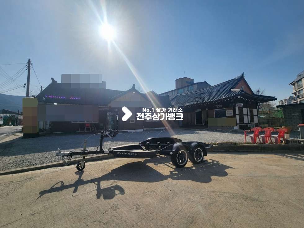 전북 전주완산구 중인동 중인동 모악산가는길목 한옥으로 된 60평형 음식점 양도양수 ,2동 저렴한 권리금 , 협의도가능 월세 매물번호 13768 사진 1