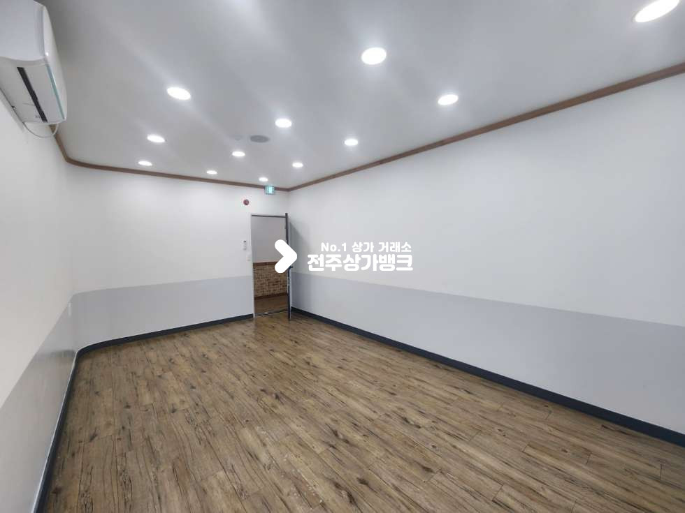 전북 전주덕진구 송천동1가 송천동 저렴한 가격대 공유오피스 사무실 에어컨,실내 인테리어 완비 월세 매물번호 13769 사진 1