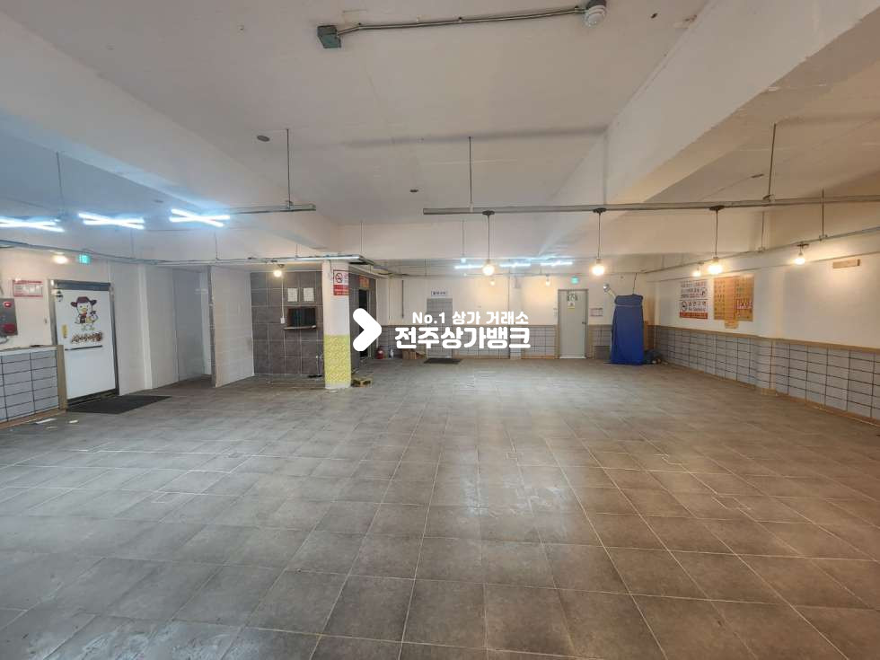 전북 전주완산구 평화동1가 평화동2가 유동인구 매우많은 2층상가 장기간 렌탈프리도 가능 즉시입주 가능합니다. 월세 매물번호 13780 사진 2