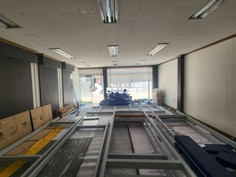 전북 전주완산구 평화동1가 평화동1가 유동인구많고 29평형 으로 저렴한 1층상가 의료기기사무실등으로 강력추천 월세 매물번호 13795 사진 5