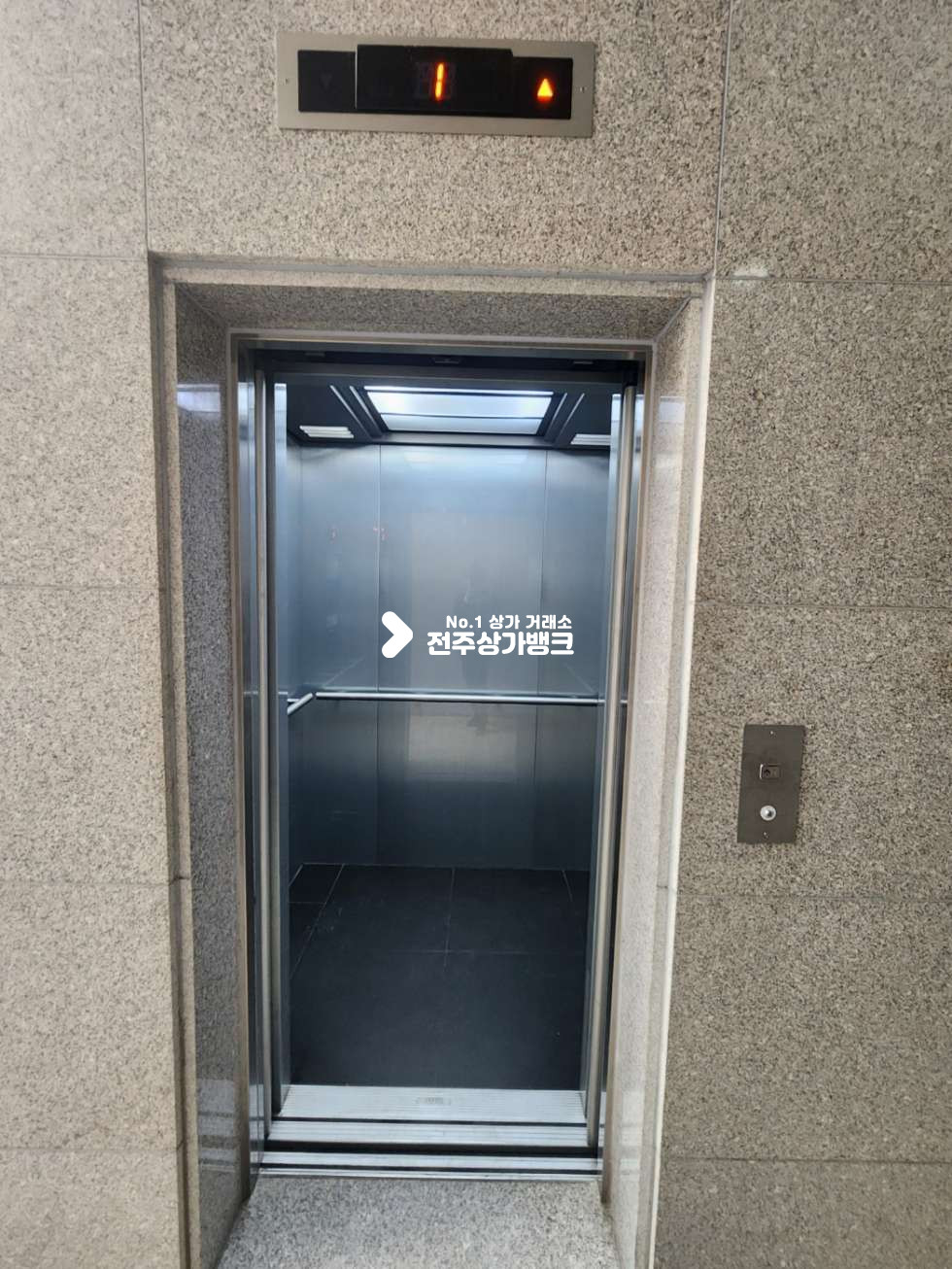 전북 전주완산구 효자동3가 효자동3가 통창으로 뷰가 좋은 3층 사무실 임대 월세 매물번호 13814 사진 7