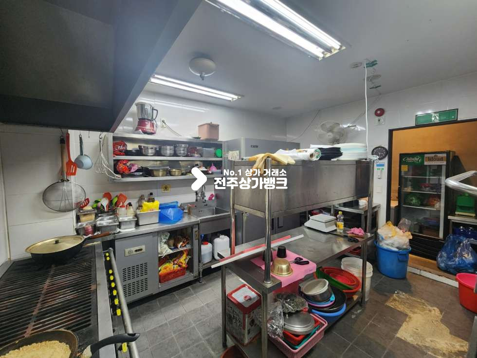 전북 전주완산구 효자동3가 신시가지 무권리금 2층 음식점 상가 즉시입주가능 월세 매물번호 13815 사진 12
