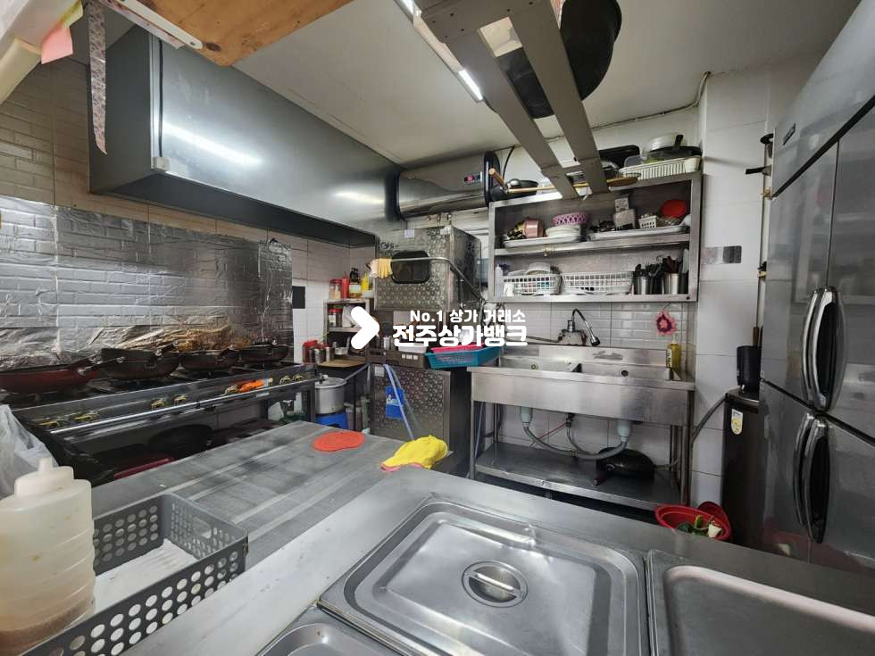 전북 전주덕진구 우아동1가 우아동1가 시설집기 일체 평수넒은 음식점 양도양수 권리금저렴 월세 매물번호 13825 사진 6