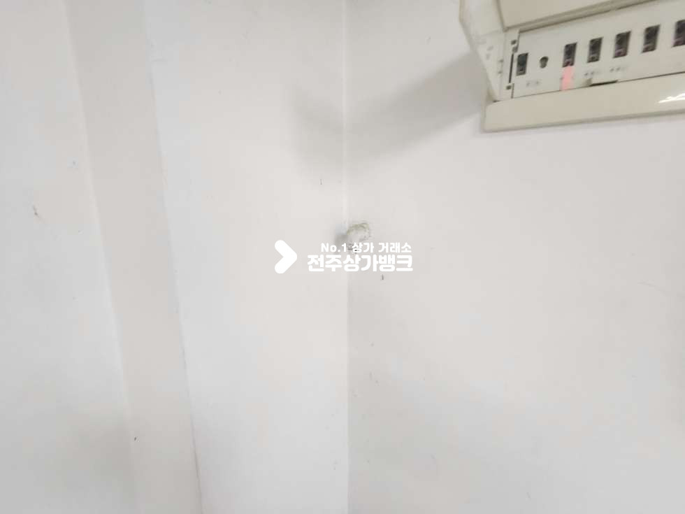 전북 전주완산구 효자동2가 효자동2가 20평형 1층 빌라상가 미용,1인사무실,공방으로 추천 월세 매물번호 13829 사진 8